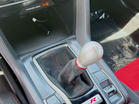 Certified 2020 Honda Civic Type R image 15
