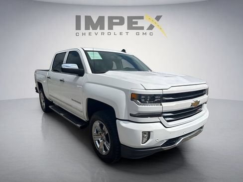 Used 2018 Chevrolet Silverado 1500 LTZ Z71 w/ LTZ Plus Package AWD/4WD image 7