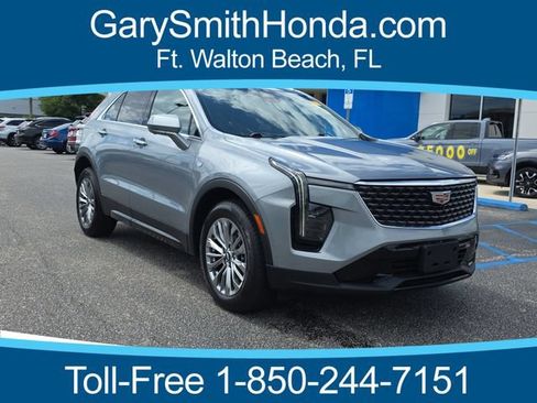Used 2025 Cadillac XT4 Premium Luxury FWD image 1