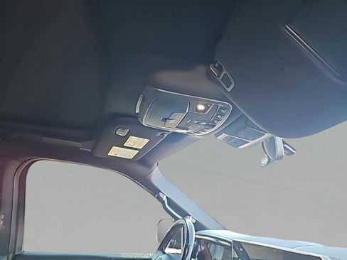 Used 2022 Lincoln Navigator Reserve image 38