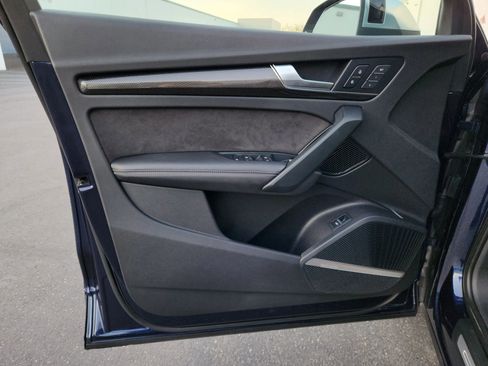 Used 2018 Audi SQ5 Premium Plus w/ Navigation Package image 7