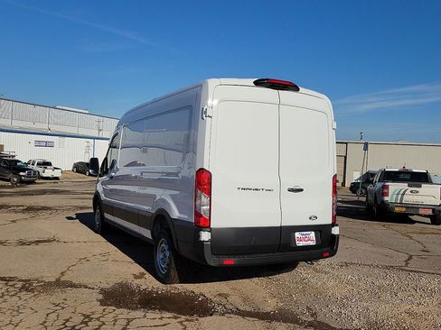 New 2026 Ford Transit 250 148 Medium Roof w/ Load Area Protection Package RWD image 4