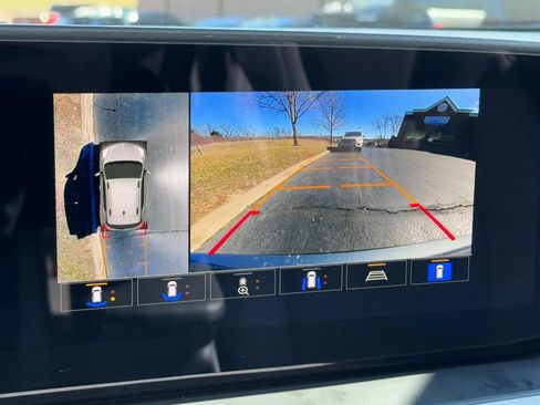 Used 2024 Buick Encore GX Avenir w/ Avenir Technology Package image 21