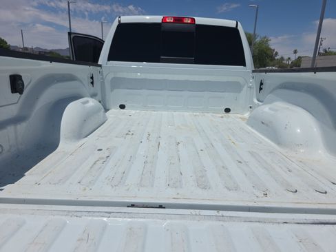 Used 2024 RAM 2500 Laramie AWD/4WD image 34