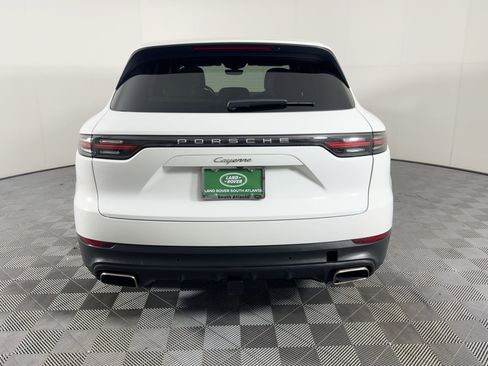 Used 2023 Porsche Cayenne image 11
