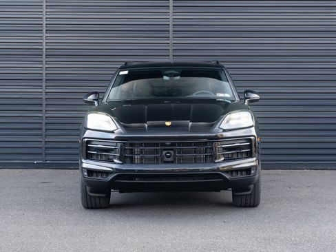 New 2026 Porsche Cayenne image 11