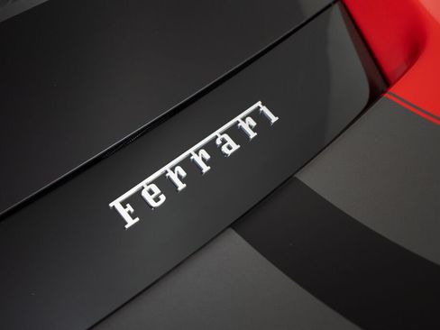 Used 2019 Ferrari 488 Pista Coupe RWD image 34