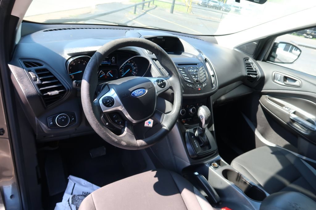 Used 2016 Ford Escape S FWD image 6