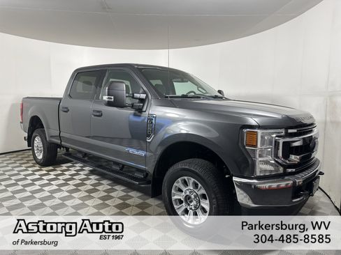 Used 2020 Ford F250 XLT image 1