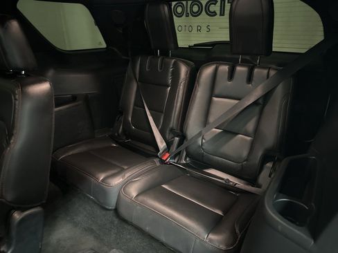 Used 2018 Ford Explorer Sport w/ Equipment Group 401A image 24