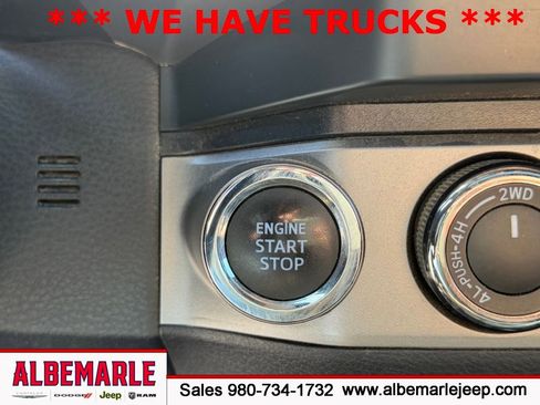 Used 2020 Toyota Tacoma Limited AWD/4WD image 21