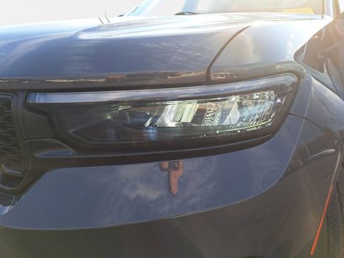 Certified 2024 Jeep Grand Cherokee Altitude AWD/4WD image 29