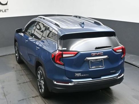 Used 2024 GMC Terrain SLT w/ Infotainment Package II image 56