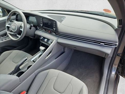 Used 2026 Hyundai Elantra Sport FWD image 21
