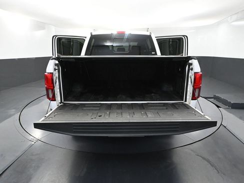 Used 2019 Ford F150 Lariat w/ Equipment Group 502A Luxury AWD/4WD image 42