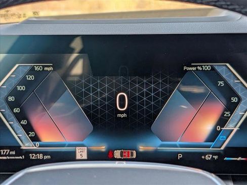 Used 2026 BMW 330i Sedan w/ Premium Package image 11