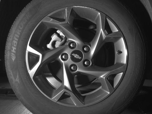 Used 2025 Chevrolet Trax LT image 15