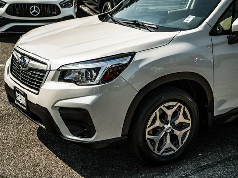 Used 2020 Subaru Forester Premium AWD/4WD image 14