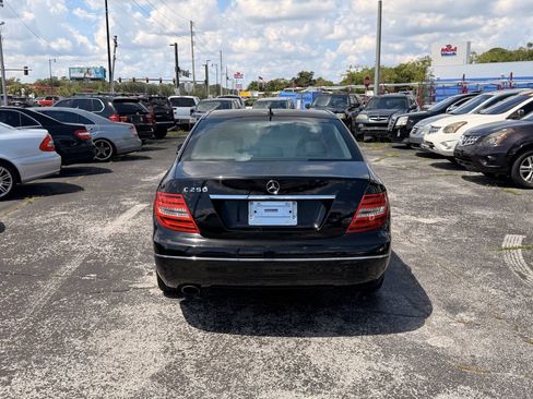 Used 2013 Mercedes-Benz C 250 Sedan image 5