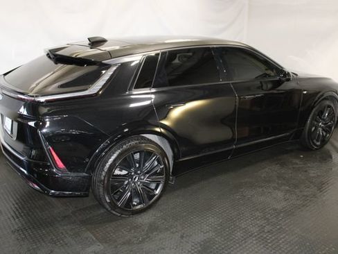 Used 2024 Cadillac Lyriq Sport AWD/4WD image 5