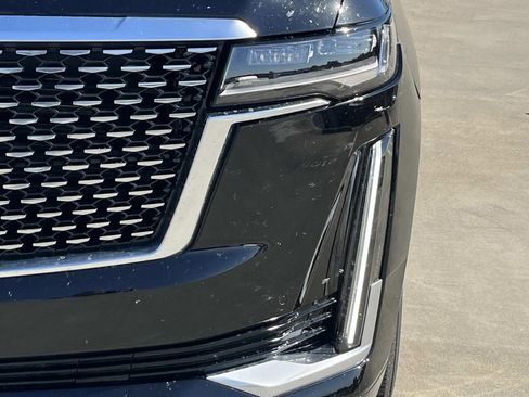 Used 2021 Cadillac Escalade Premium Luxury w/ Performance Package image 9