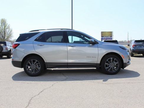 Used 2024 Chevrolet Equinox RS image 6