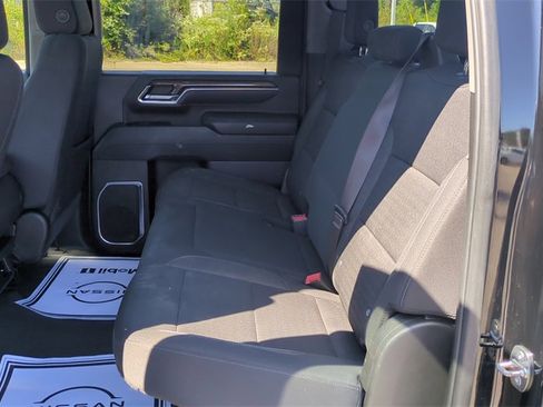 Used 2024 Chevrolet Silverado 2500 LT image 14