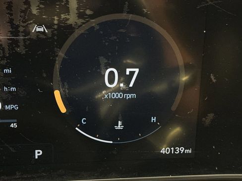 Used 2024 Hyundai Kona Limited FWD image 30