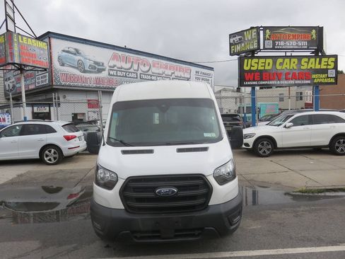Used 2020 Ford Transit 250 Medium Roof RWD image 7
