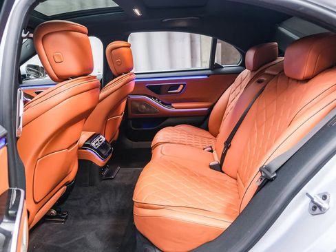 Certified 2022 Mercedes-Benz S 580 4MATIC Sedan image 16