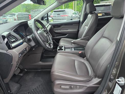 Used 2022 Honda Odyssey Touring image 12