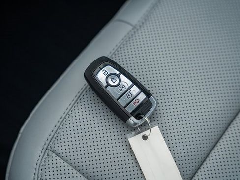 Used 2025 Ford Explorer Platinum w/ Ultimate Package image 52