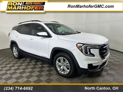 Used 2023 GMC Terrain SLE w/ Driver Convenience Package image 1