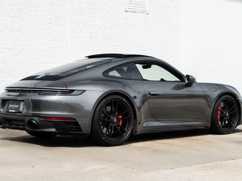 Used 2024 Porsche 911 Carrera 4 GTS AWD/4WD image 4