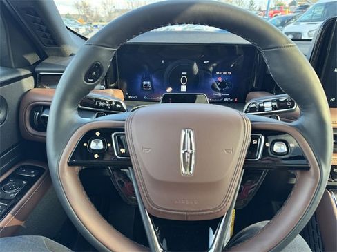 New 2026 Lincoln Aviator Reserve w/ Jet Appearance Package image 27
