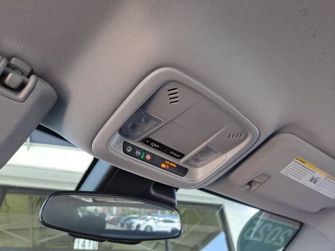 Used 2025 Chevrolet Malibu LS FWD image 33