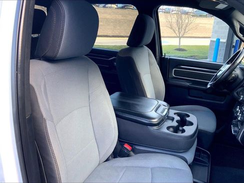 Used 2024 RAM 3500 Big Horn image 7