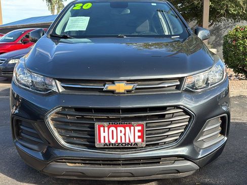 Used 2020 Chevrolet Trax LS FWD image 2