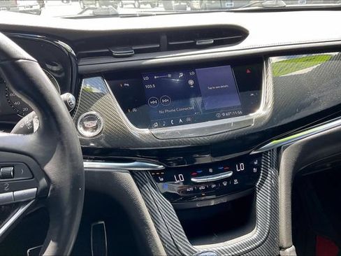 Used 2020 Cadillac XT6 Sport AWD/4WD image 6