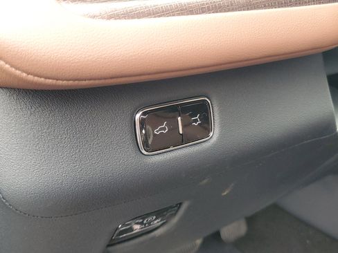 New 2026 Lincoln Navigator L Reserve AWD/4WD image 15