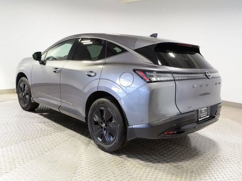 Used 2025 Nissan Murano SV AWD/4WD image 5