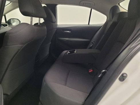 Used 2020 Toyota Corolla LE FWD image 18
