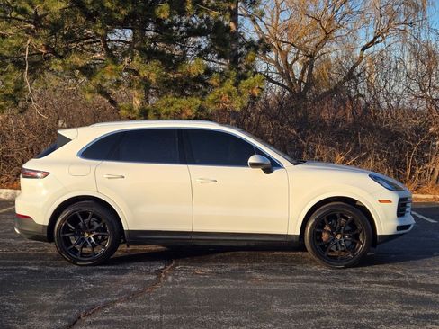 Used 2020 Porsche Cayenne image 8