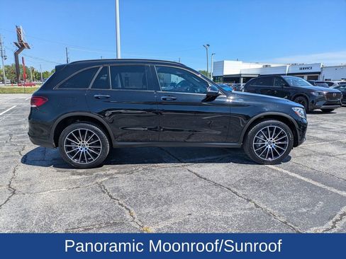 Used 2022 Mercedes-Benz GLC 300 image 3