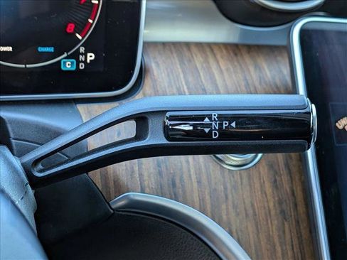 Certified 2025 Mercedes-Benz C 300 4MATIC Sedan image 12