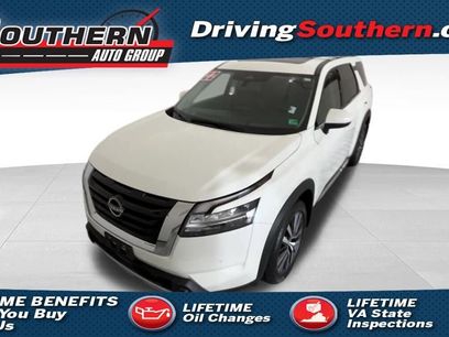 Used 2022 Nissan Pathfinder Platinum w/ Cargo Package
