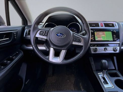 Used 2017 Subaru Outback 2.5i Limited AWD/4WD image 8