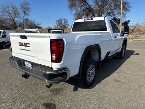 Used 2022 GMC Sierra 2500 Pro w/ Convenience Package image 5