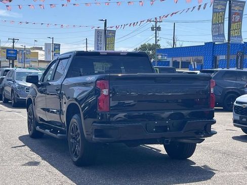 Used 2022 Chevrolet Silverado 1500 Custom w/ LPO, Dark Essentials Package AWD/4WD image 6