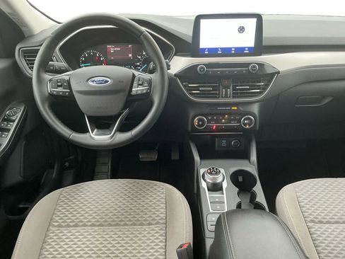 Used 2021 Ford Escape SE w/ Cold Weather Package image 17